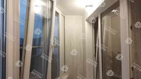 Отделка балкона с утеплением в многоквартирном доме Отделка балкона с утеплением в многоквартирном доме