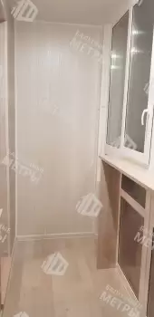 Панорамное остекление с тонировкой и отделка балкона Панорамное остекление с тонировкой и отделка балкона