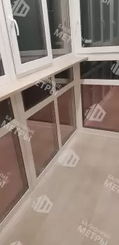 Панорамное остекление с тонировкой и отделка балкона Панорамное остекление с тонировкой и отделка балкона
