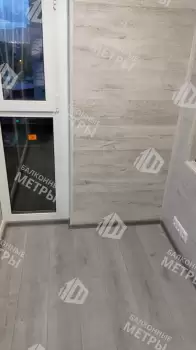 Отделка балкона с установкой теплого пола и остекление Rehau 70 Отделка балкона с установкой теплого пола и остекление Rehau 70